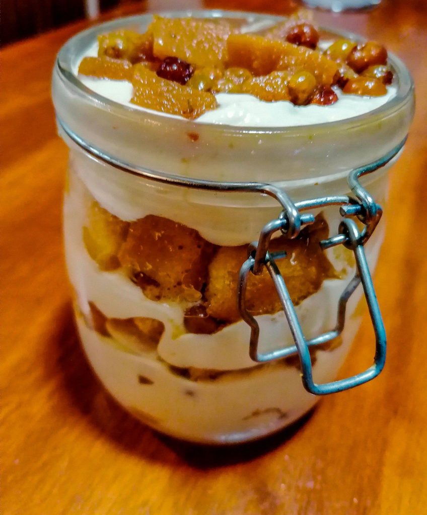 Tiramisú a la Chilena con Membrillo y Murta